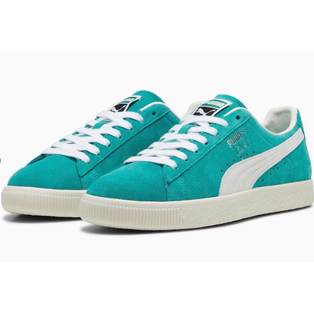 PUMA Clyde OG Sneakers- Spectra Green- Frosted Ivory- PUMA White -Size 9/ 10.5